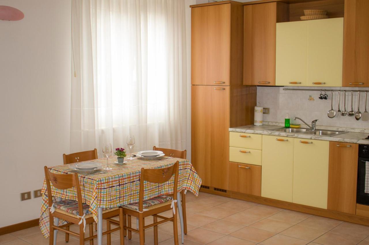 Appartamento Incantevole Con Parcheggio Gratuito 티라노 외부 사진