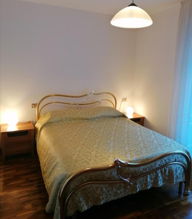 Appartamento Incantevole Con Parcheggio Gratuito 티라노 외부 사진